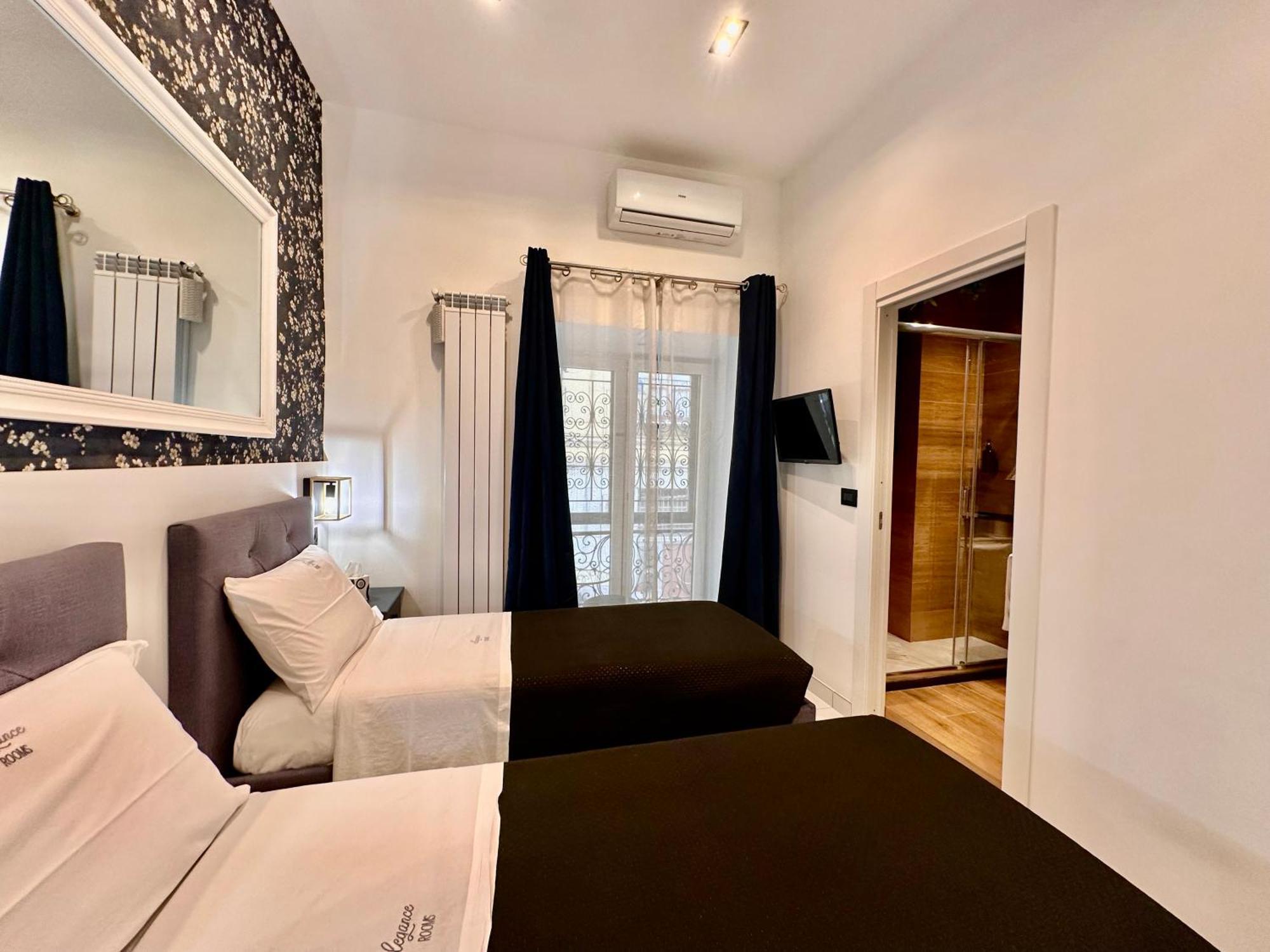 Elegance Rooms Spaccanapoli Exterior foto